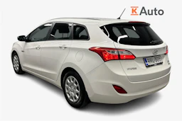 Valkoinen Hyundai i30 Wagon 2014 kuva 2.