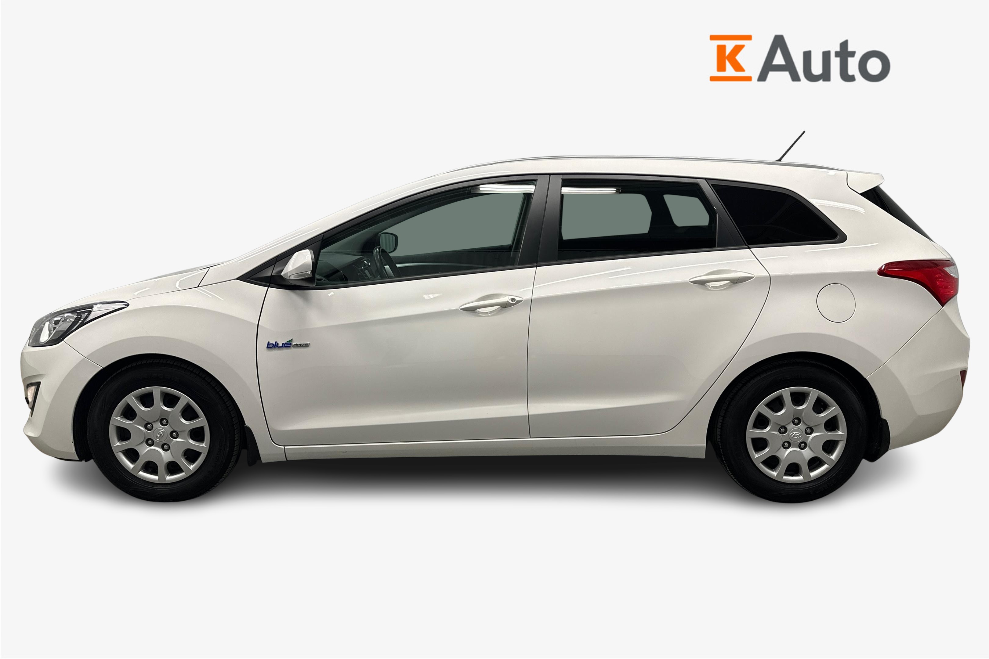 Hyundai i30 1,6 GDI 6MT ISG Comfort Plus 2014, photo 5/25