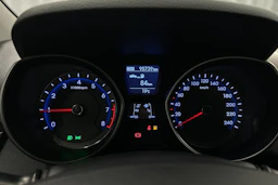 Valkoinen Hyundai i30 Wagon 2014 kuva 13.