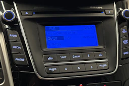 Valkoinen Hyundai i30 Wagon 2014 kuva 20.