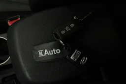 Valkoinen Hyundai i30 Wagon 2014 kuva 25.