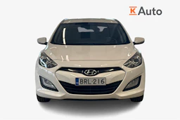 Valkoinen Hyundai i30 Wagon 2015 kuva 4.