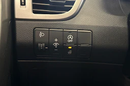 Valkoinen Hyundai i30 Wagon 2015 kuva 17.