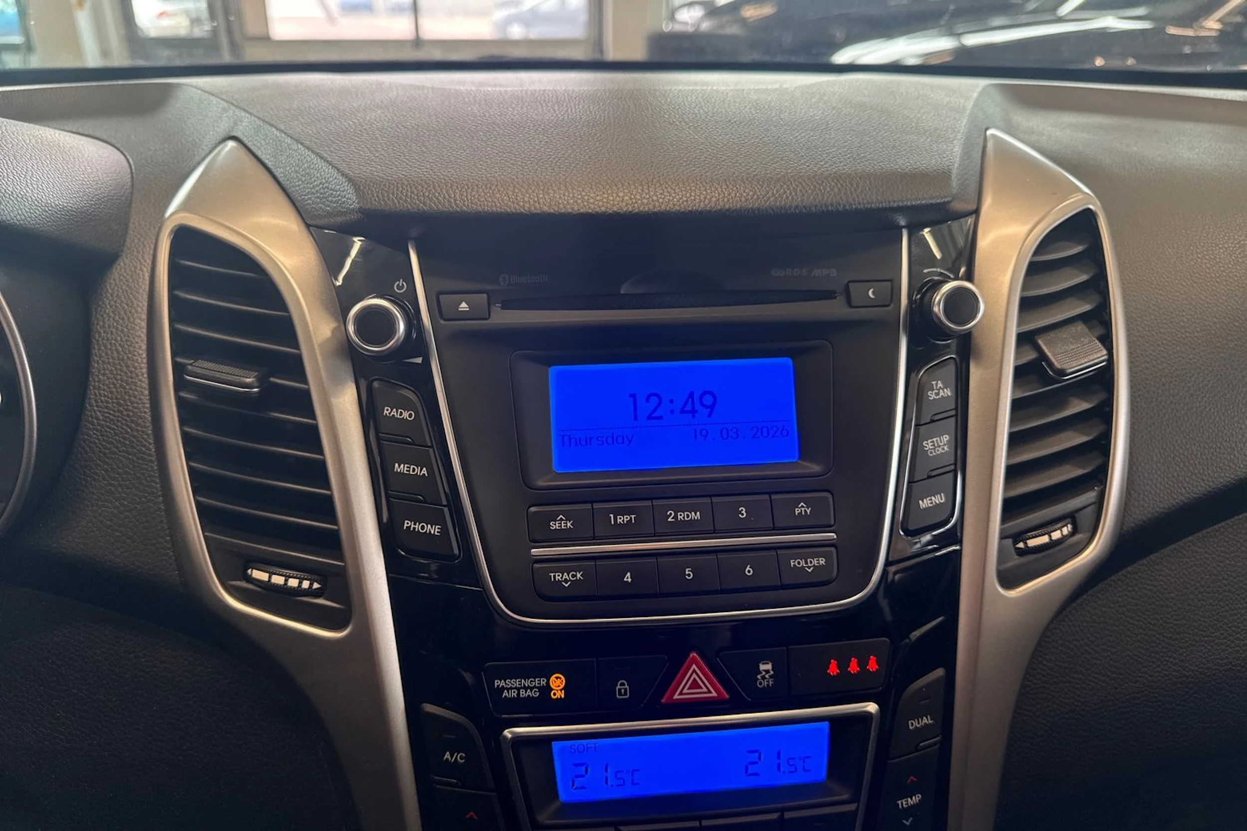 Valkoinen Hyundai i30 Wagon 2015 kuva 23.