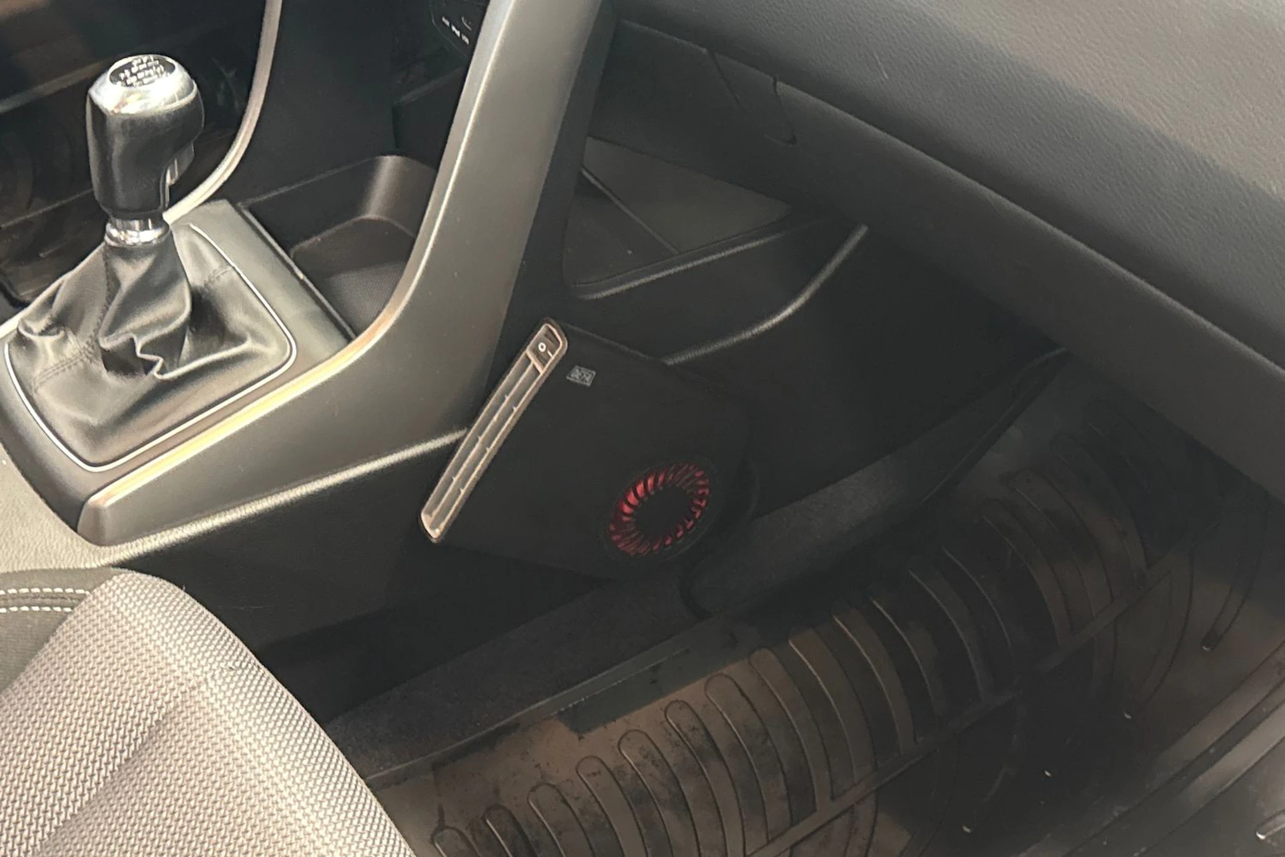 Valkoinen Hyundai i30 Wagon 2015 kuva 29.