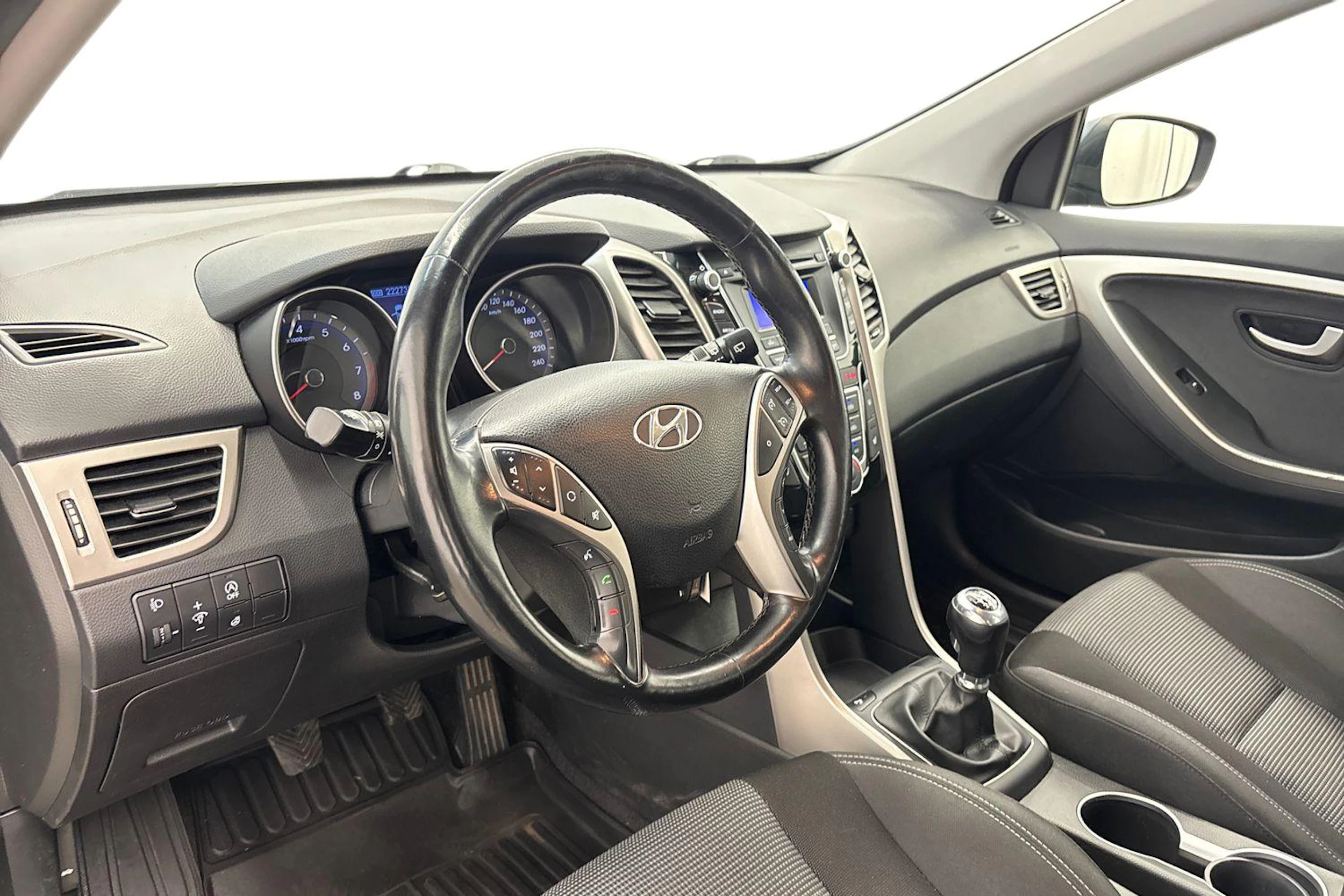 met. harmaa Hyundai i30 Wagon 2016 kuva 8.