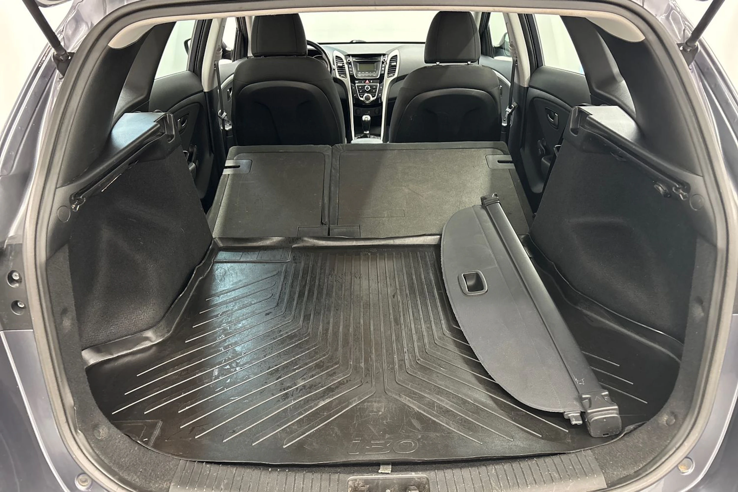 met. harmaa Hyundai i30 Wagon 2016 kuva 15.