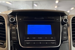 ruskea (beige) Hyundai i30 Wagon 2016 kuva 24.