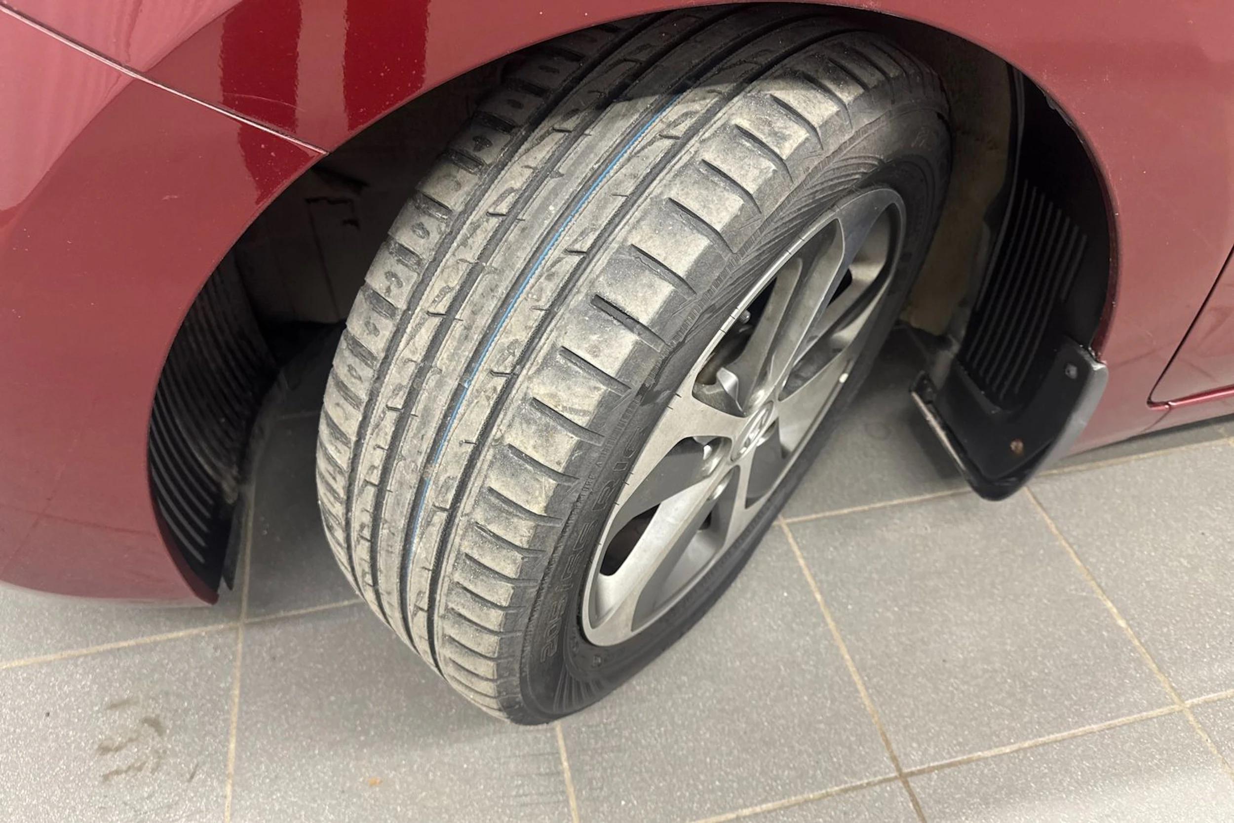 punainen Hyundai i30 Wagon 2016 kuva 13.