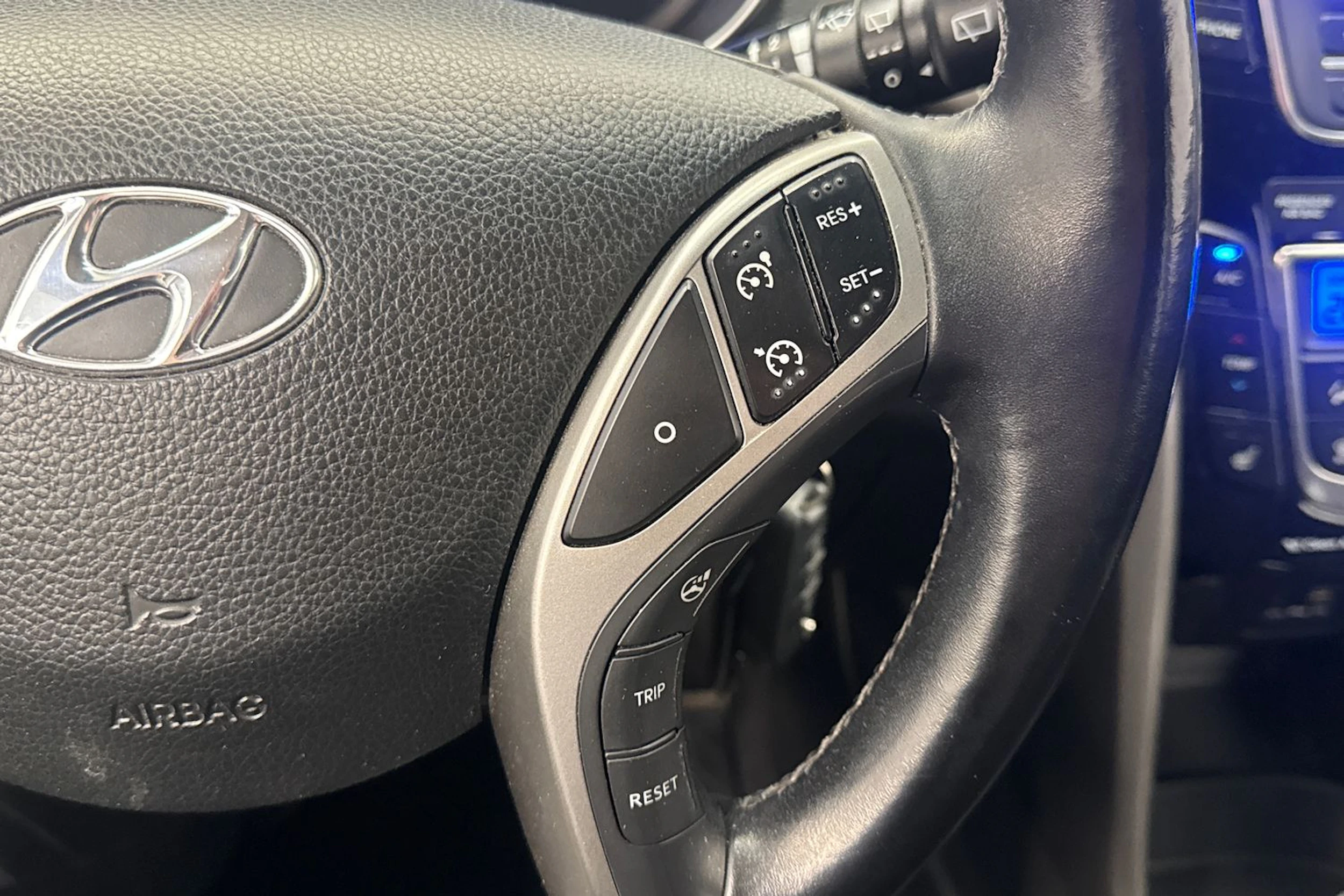 punainen Hyundai i30 Wagon 2016 kuva 22.