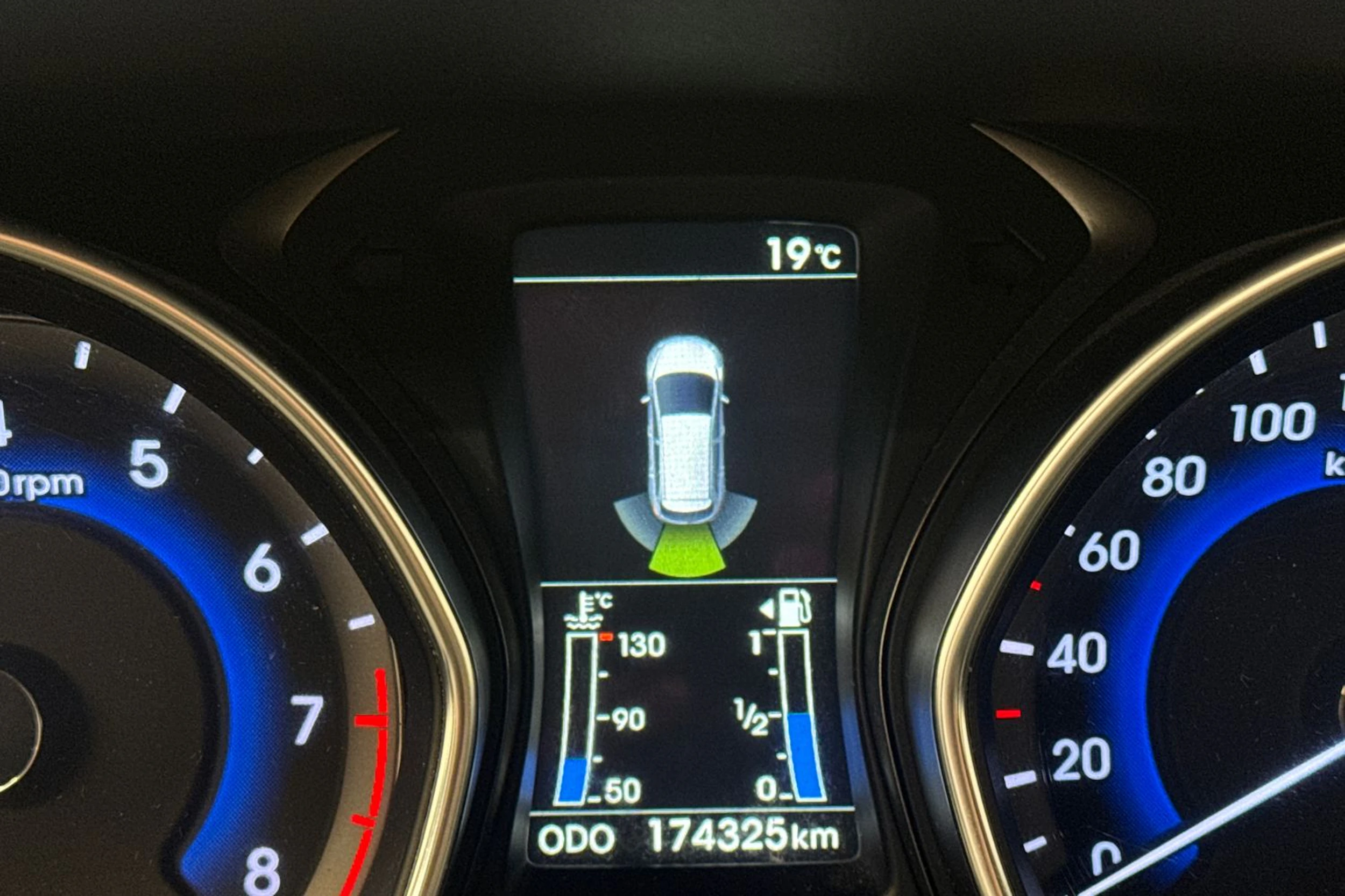 punainen Hyundai i30 Wagon 2016 kuva 24.