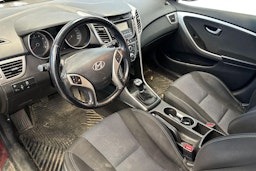 punainen Hyundai i30 Wagon 2017 kuva 3.