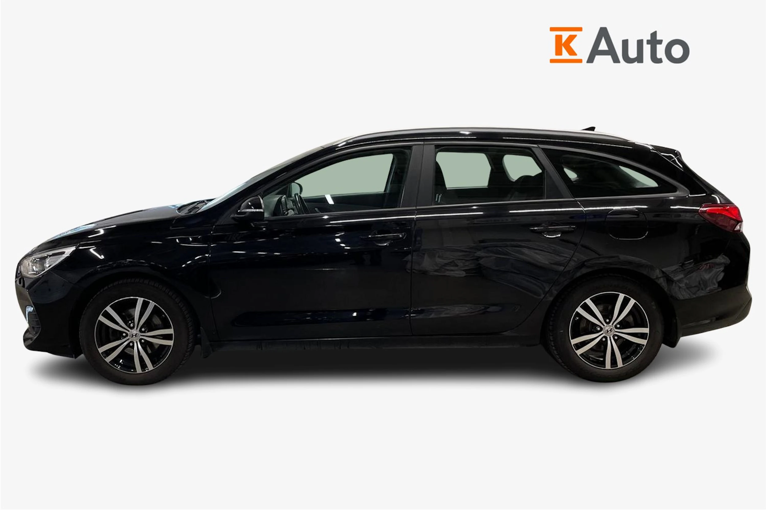 musta Hyundai i30 Wagon 2019 kuva 5.