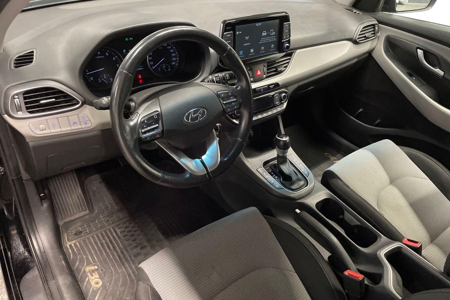 Hyundai i30 2018, photo 6/24