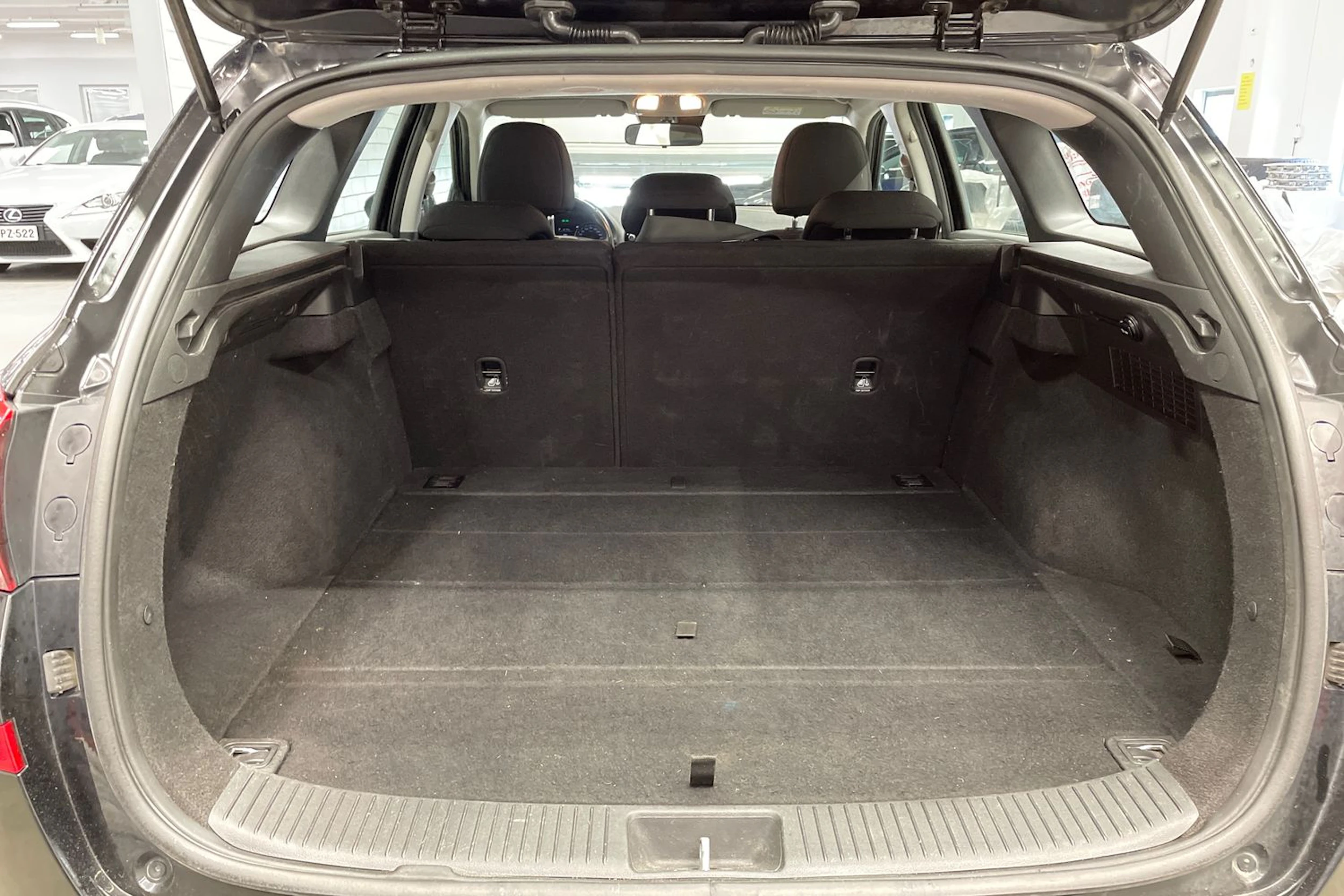 musta Hyundai i30 Wagon 2019 kuva 11.