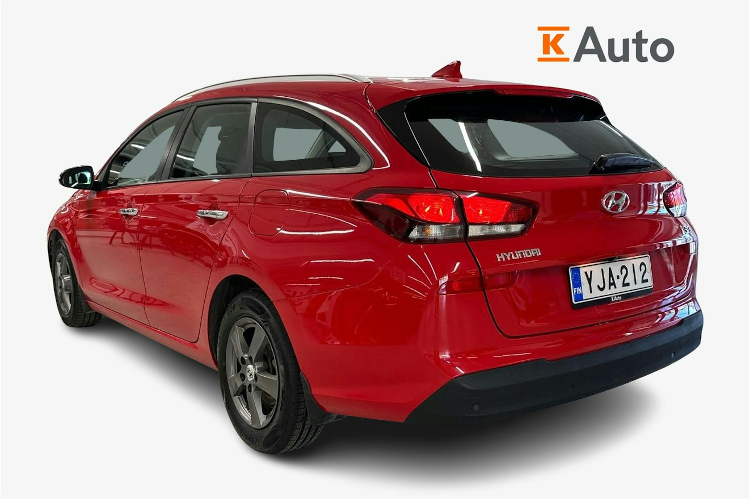 punainen Hyundai i30 Wagon 2019 kuva 2.