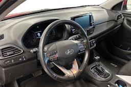 punainen Hyundai i30 Wagon 2019 kuva 7.