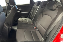 punainen Hyundai i30 Wagon 2019 kuva 10.
