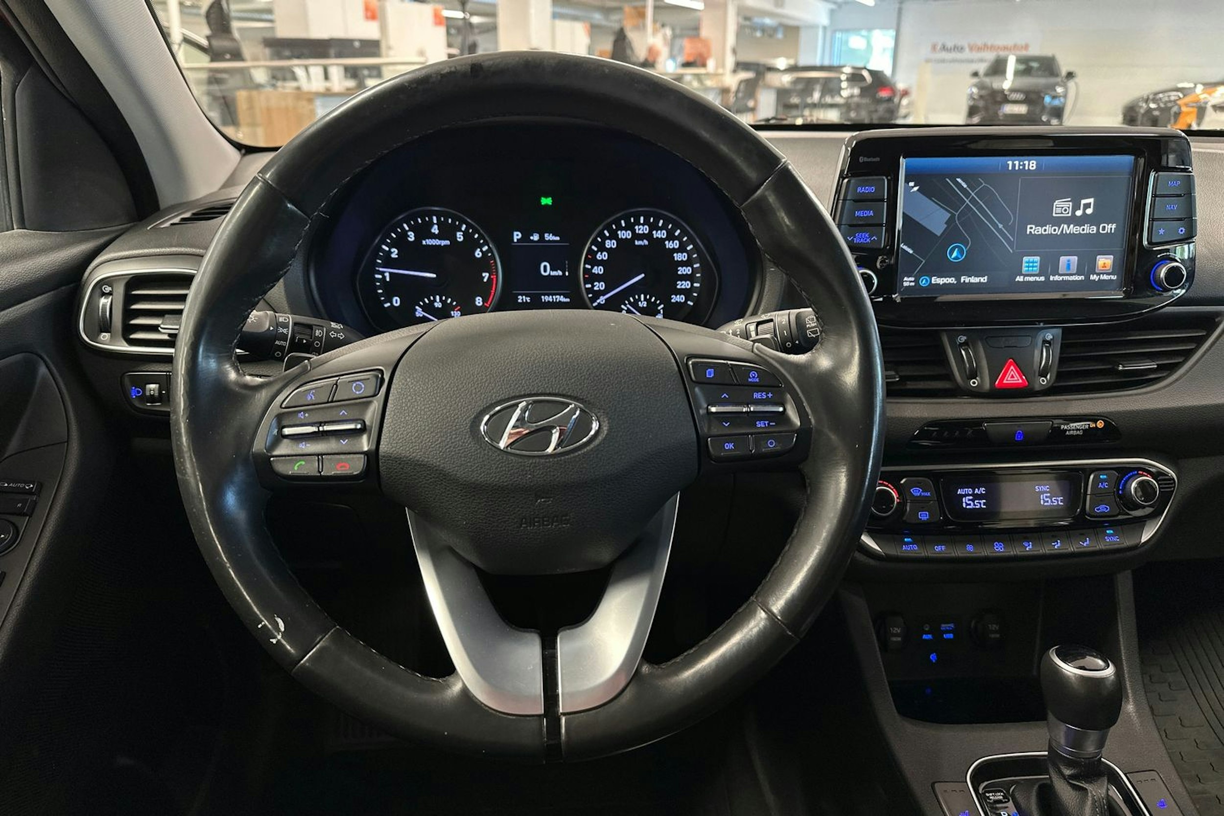 punainen Hyundai i30 Wagon 2019 kuva 14.