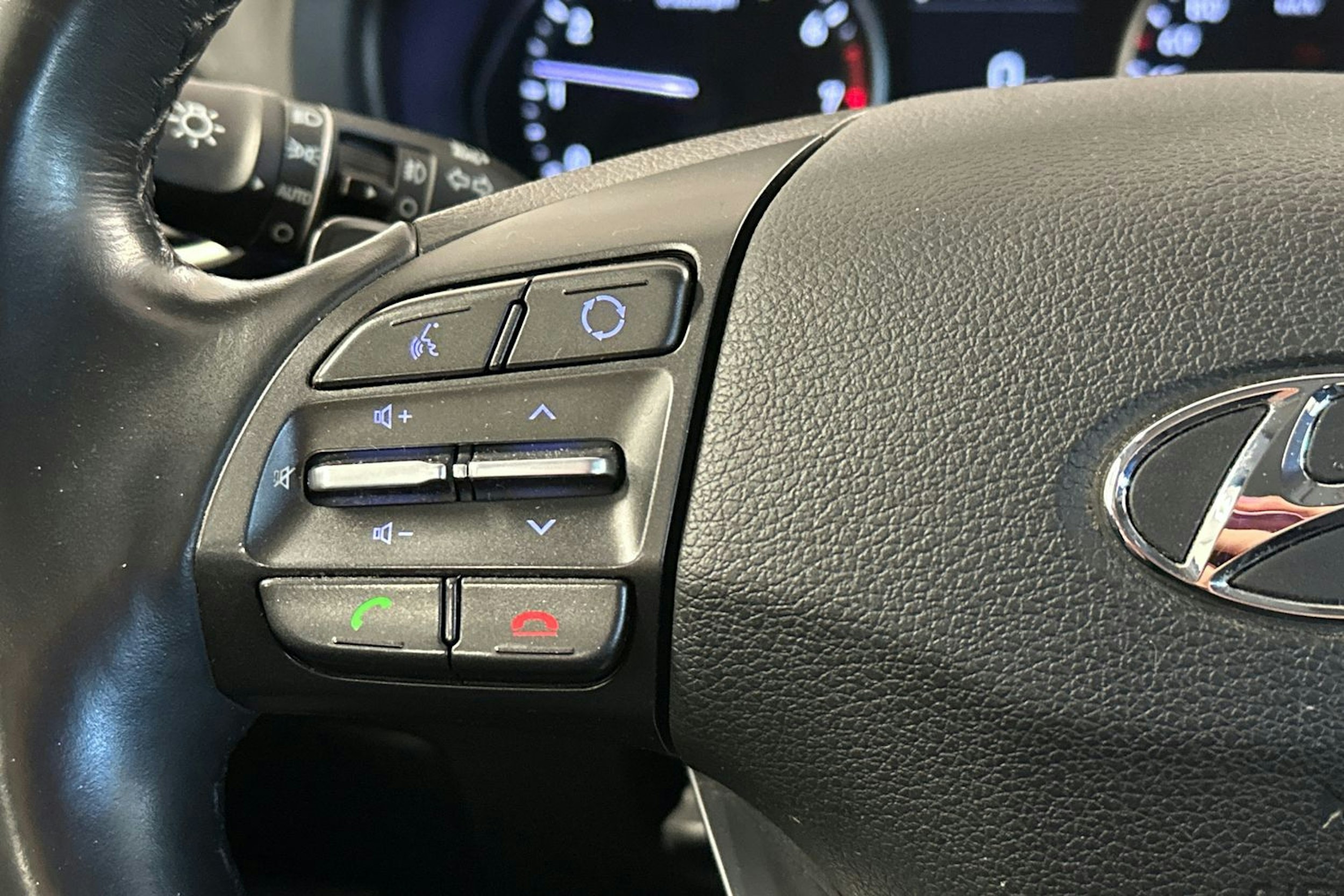 punainen Hyundai i30 Wagon 2019 kuva 16.