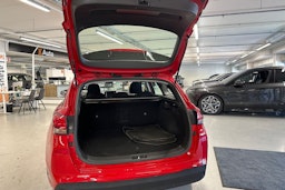 punainen Hyundai i30 Wagon 2019 kuva 35.
