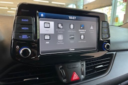 punainen Hyundai i30 Wagon 2019 kuva 26.