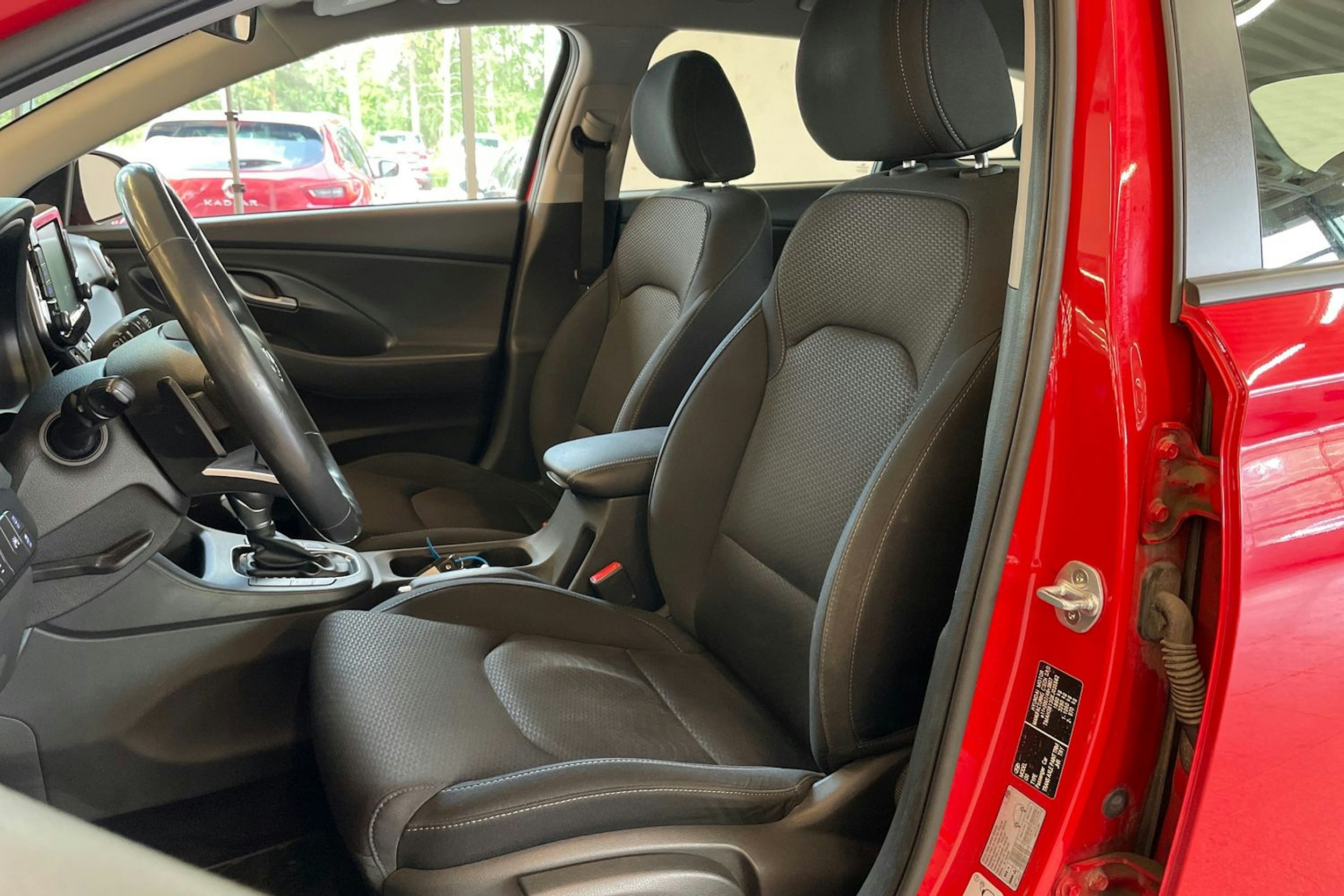 punainen Hyundai i30 Wagon 2019 kuva 28.