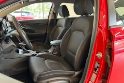 punainen Hyundai i30 Wagon 2019 kuva 28.