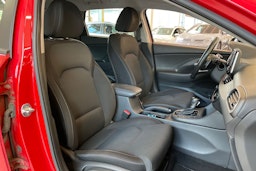 punainen Hyundai i30 Wagon 2019 kuva 29.