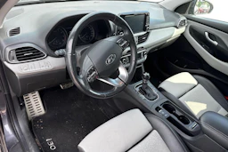harmaa Hyundai i30 Wagon 2020 kuva 3.