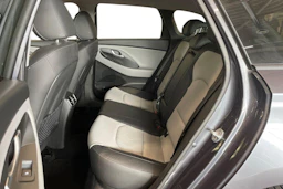 harmaa Hyundai i30 Wagon 2020 kuva 8.