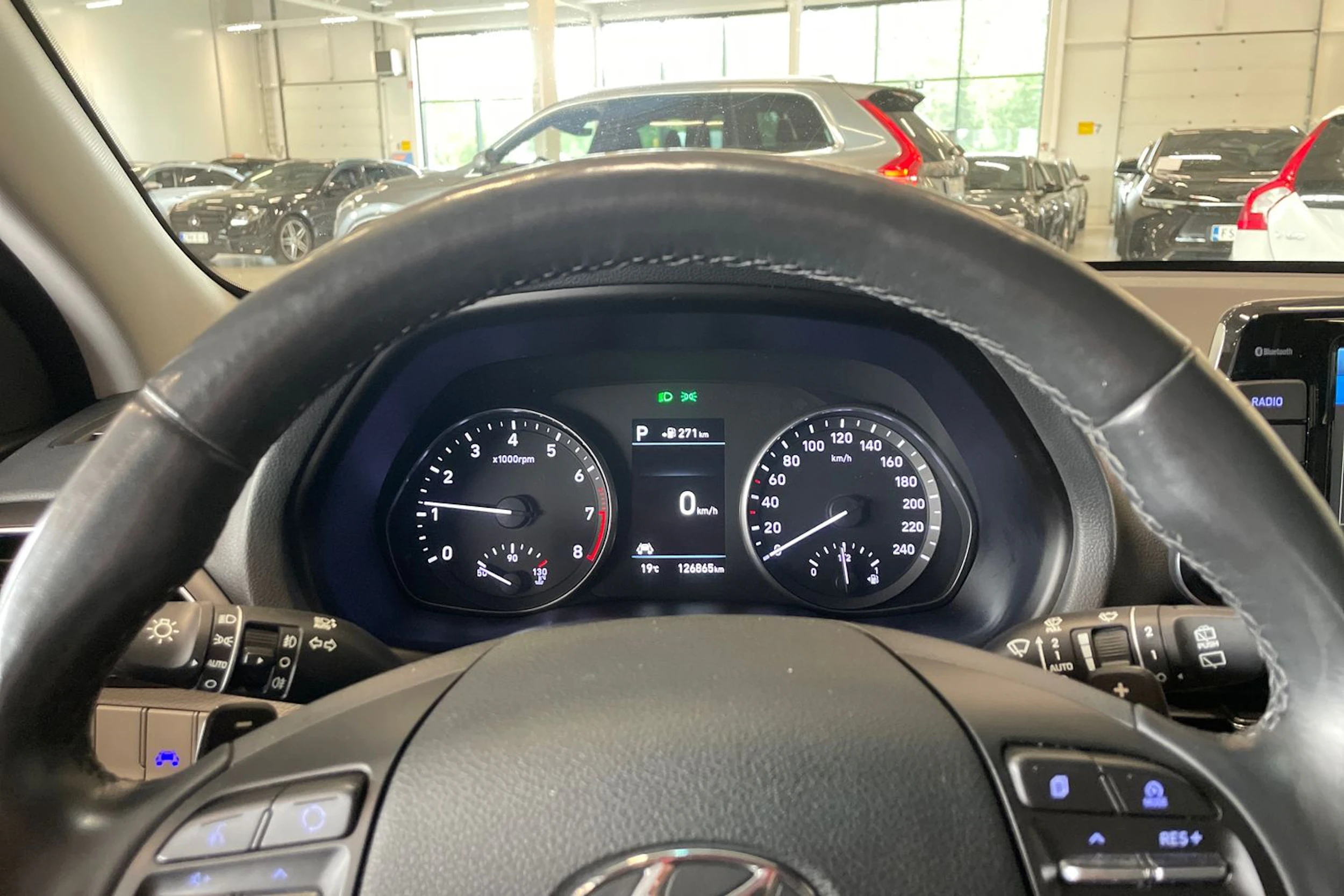 harmaa Hyundai i30 Wagon 2020 kuva 12.