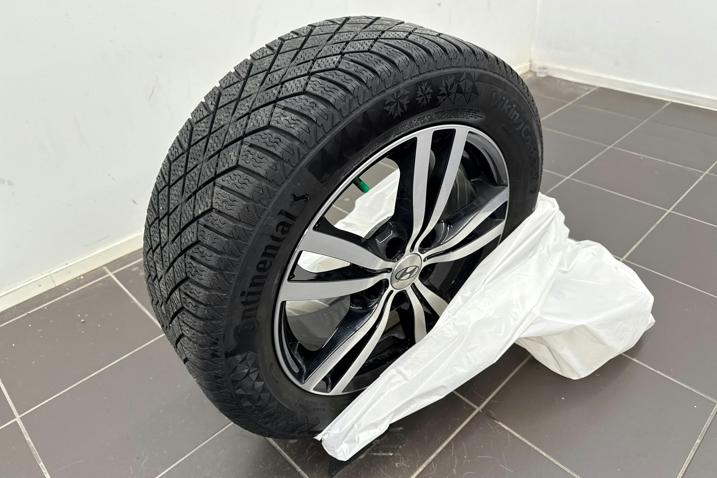 Musta Hyundai i30 Wagon 2020 kuva 13.