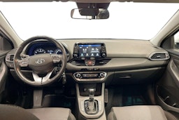 valkoinen Hyundai i30 Wagon 2020 kuva 9.