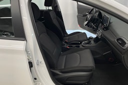 valkoinen Hyundai i30 Wagon 2020 kuva 25.