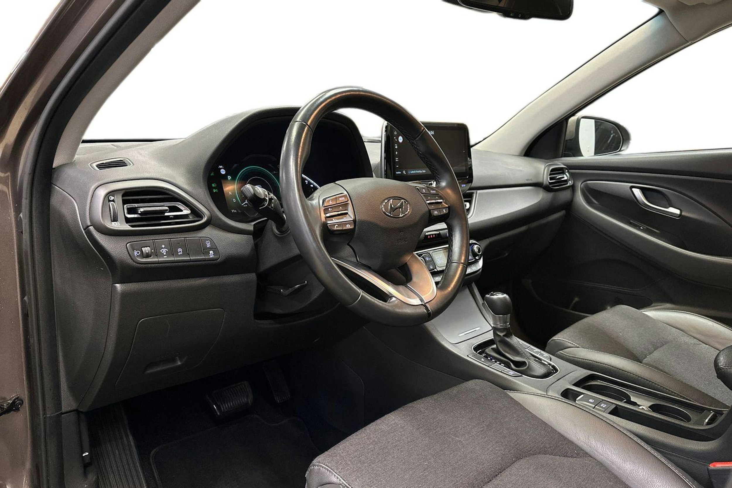 ruskea (beige) Hyundai i30 Wagon 2021 kuva 6.