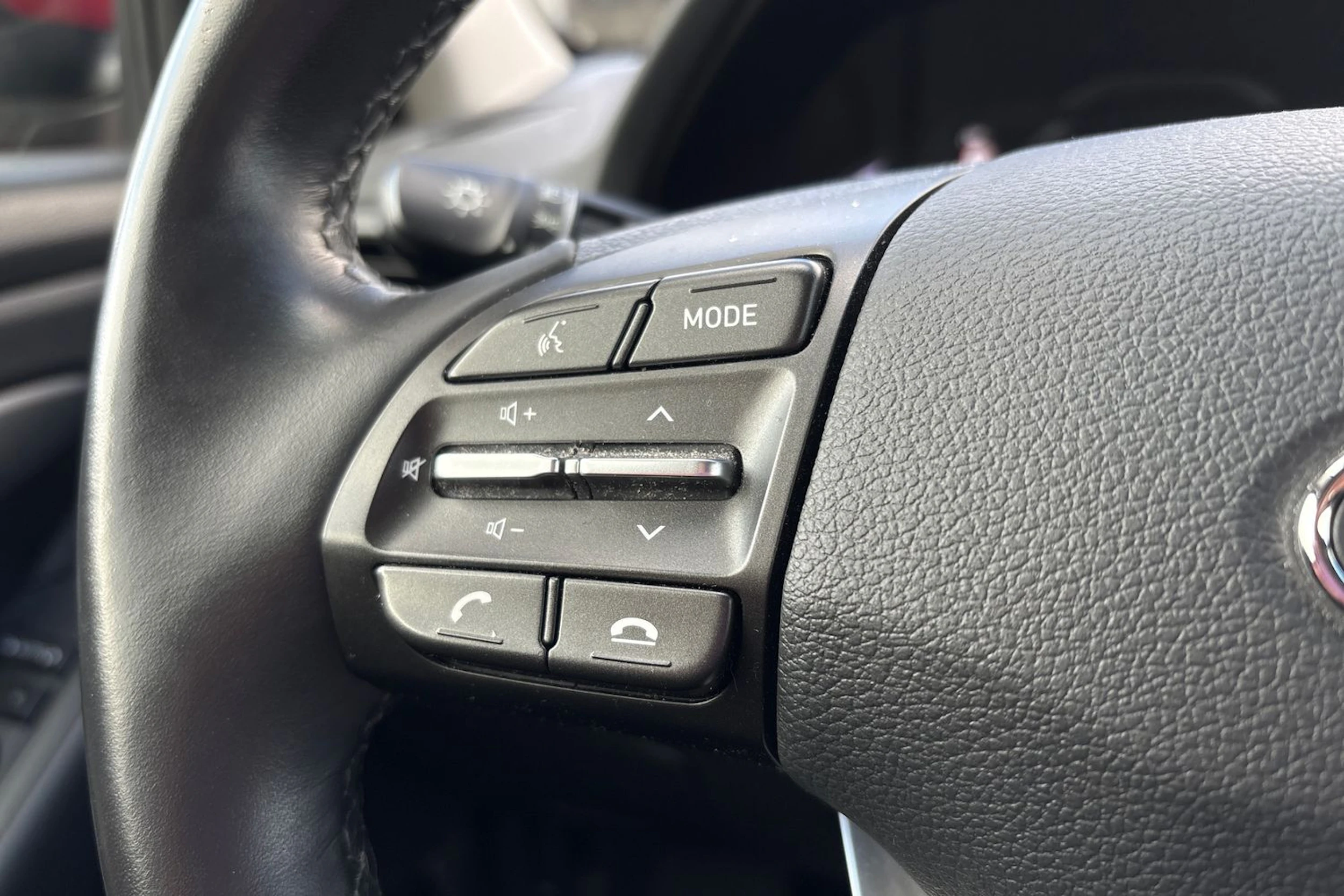musta Hyundai i30 Wagon 2020 kuva 6.