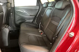 punainen Hyundai i30 Wagon 2021 kuva 8.