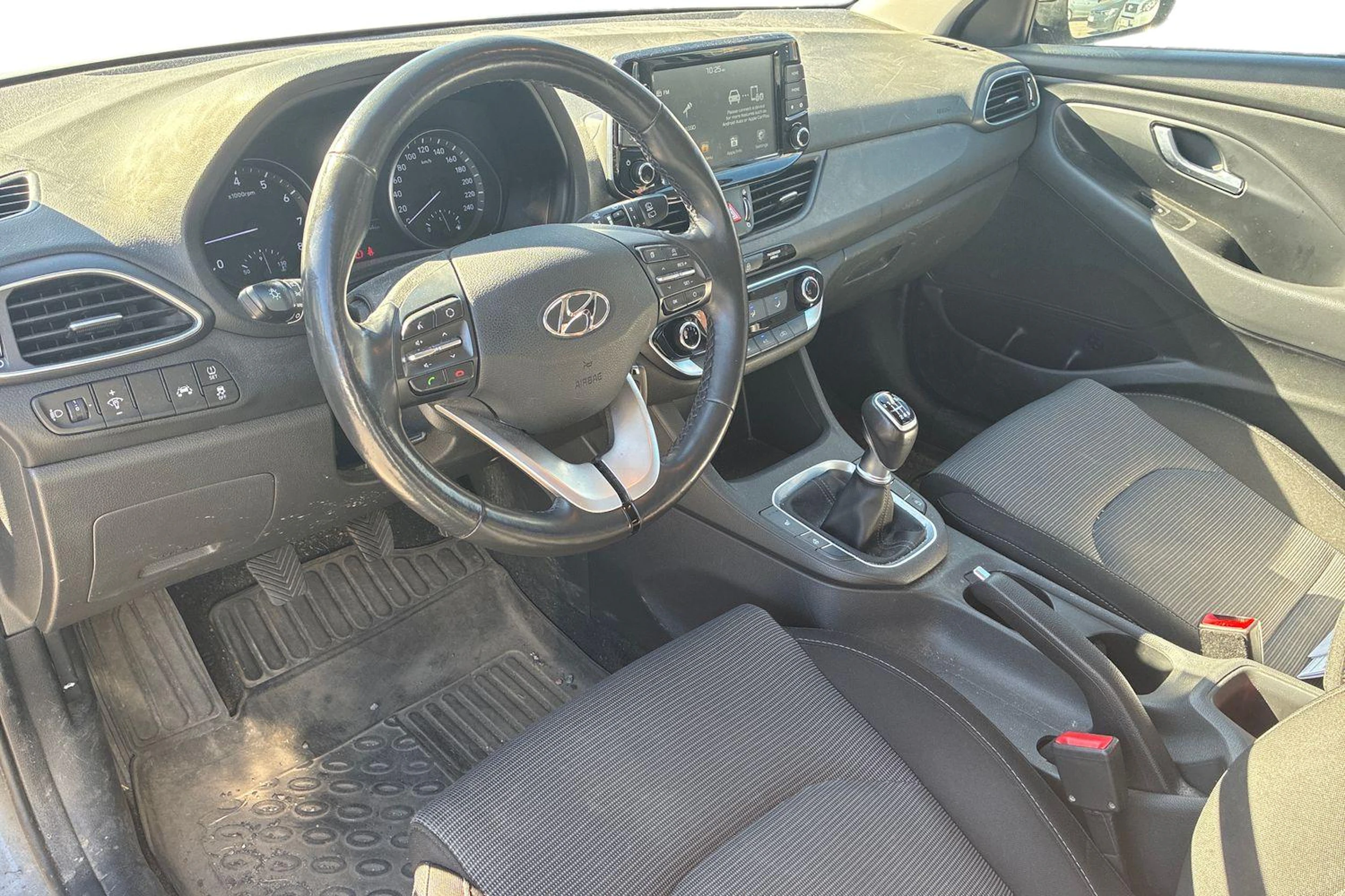 harmaa Hyundai i30 Wagon 2020 kuva 3.