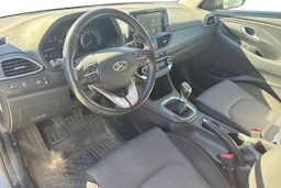 harmaa Hyundai i30 Wagon 2020 kuva 3.