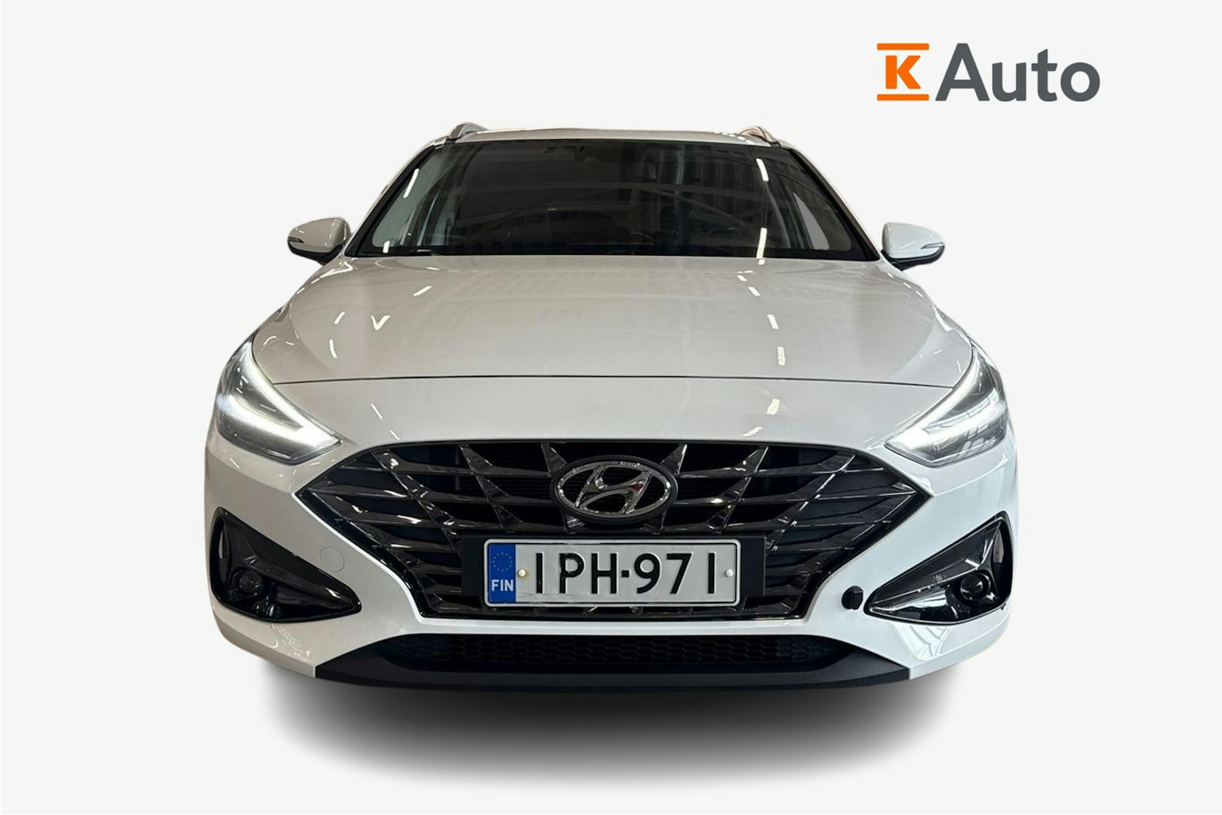 valkoinen Hyundai i30 Wagon 2021 kuva 5.