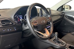 valkoinen Hyundai i30 Wagon 2021 kuva 7.