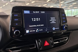 valkoinen Hyundai i30 Wagon 2021 kuva 20.