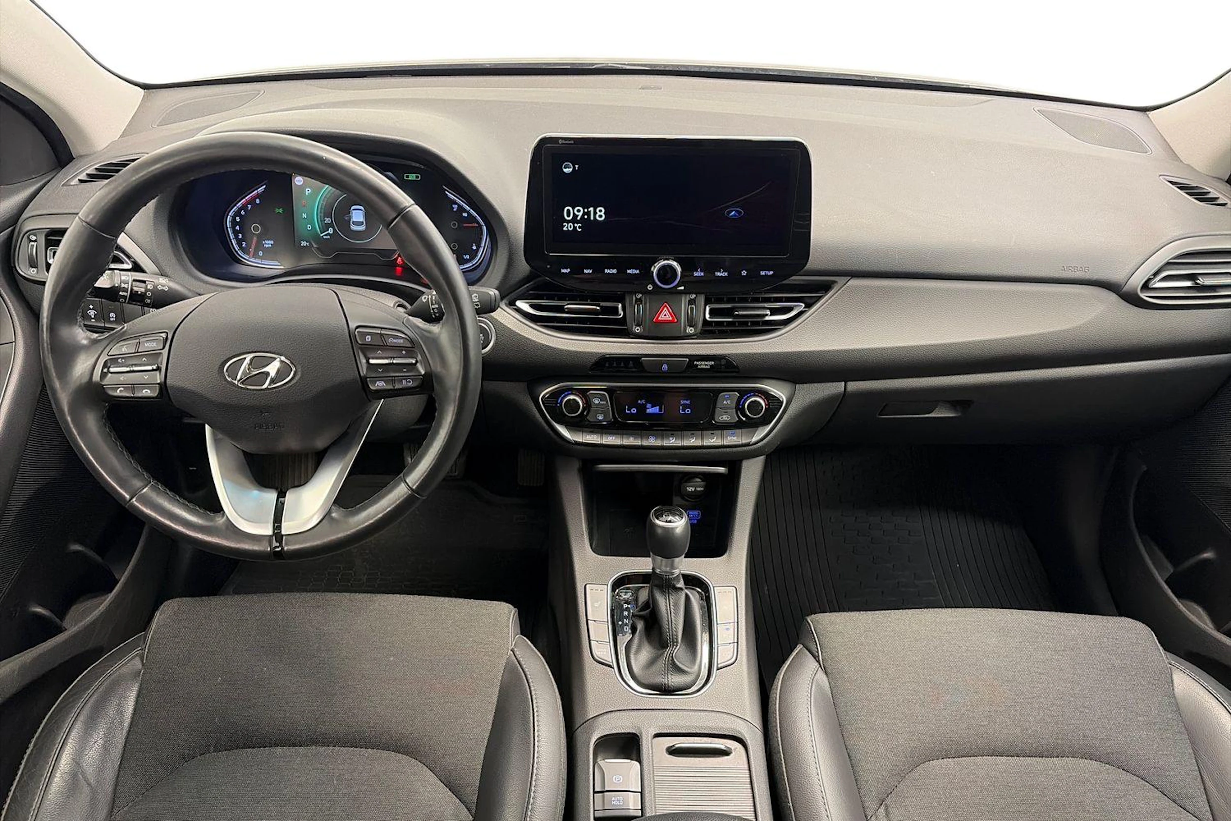 met. ruskea (beige) Hyundai i30 Wagon 2021 kuva 9.