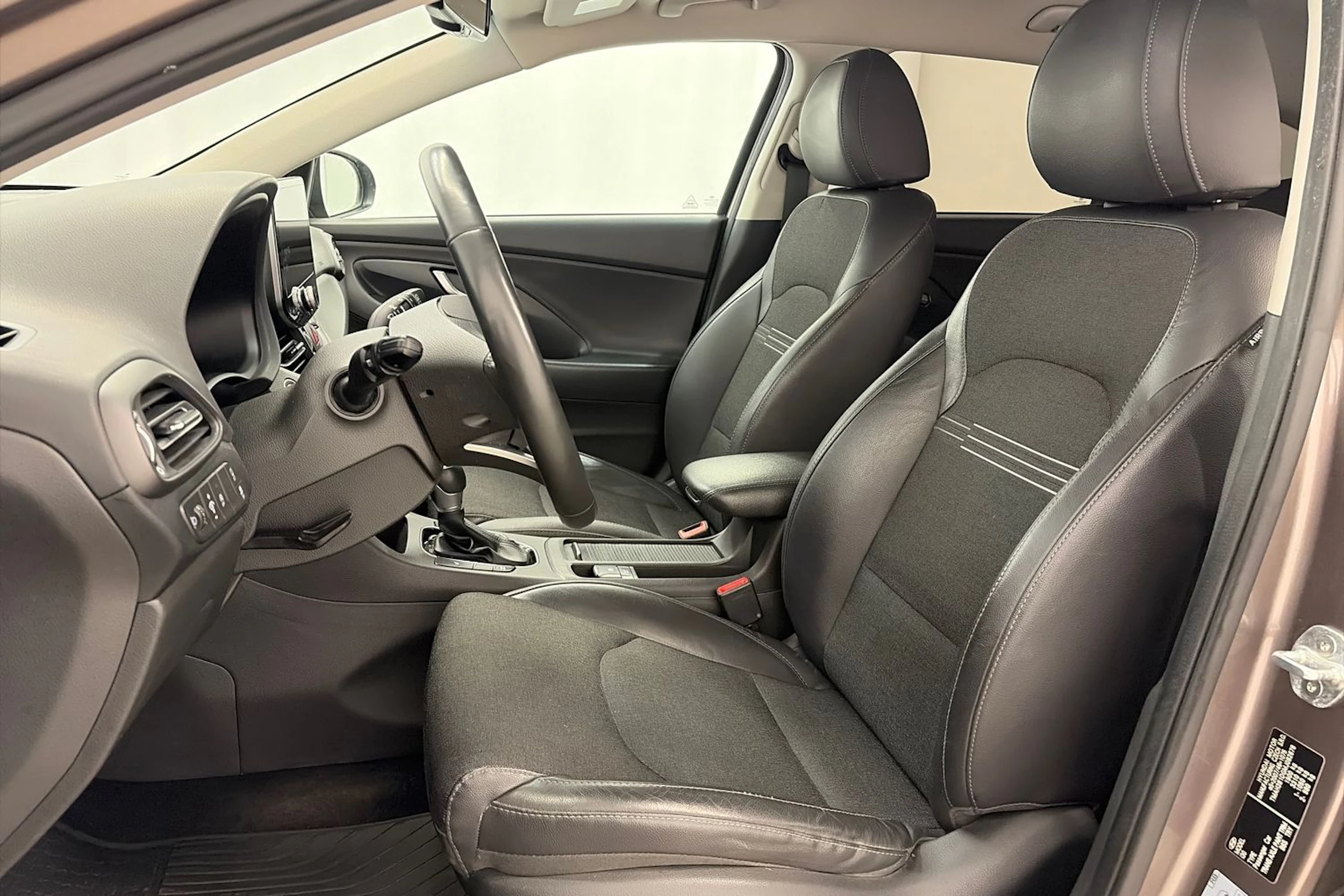 met. ruskea (beige) Hyundai i30 Wagon 2021 kuva 16.