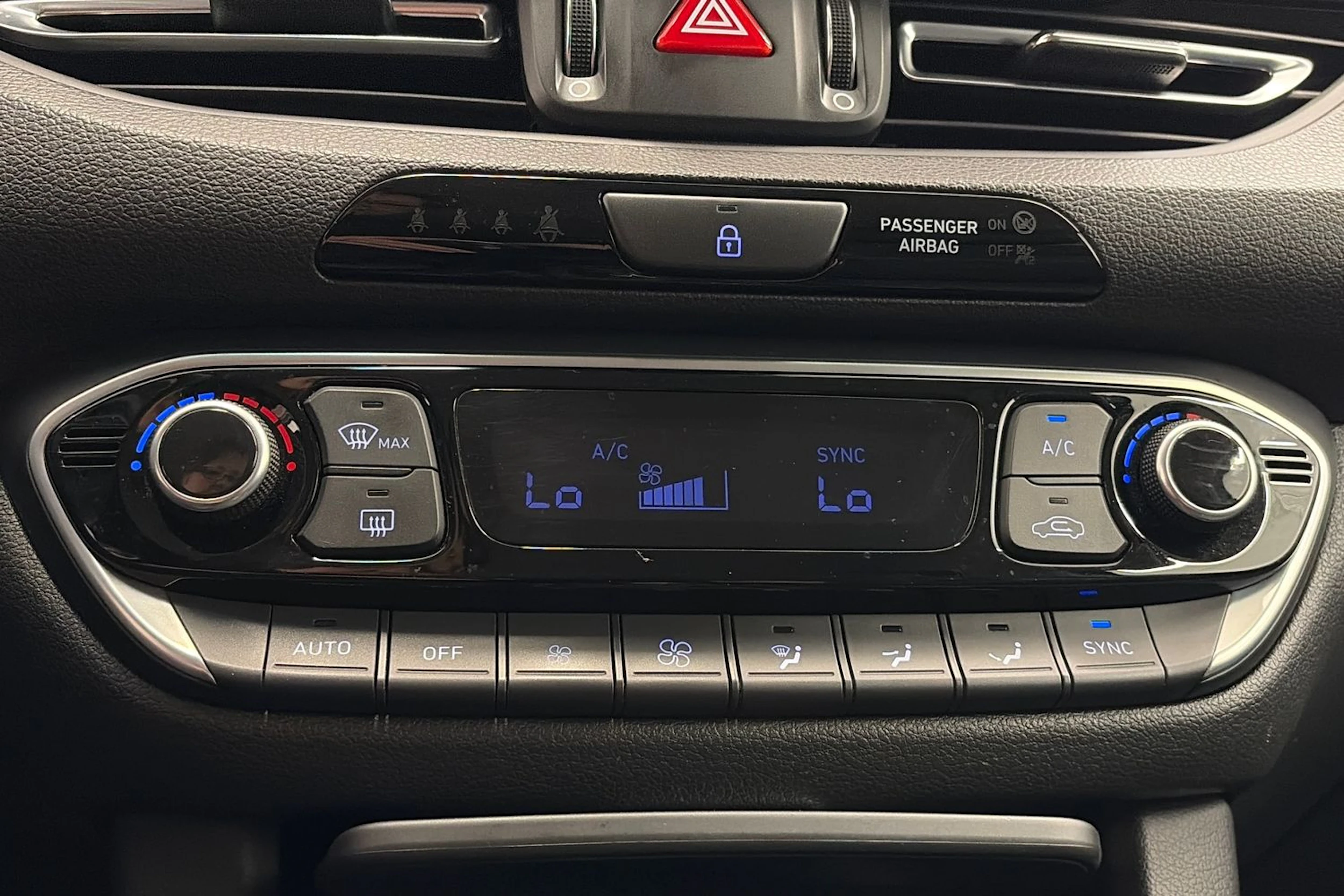 met. ruskea (beige) Hyundai i30 Wagon 2021 kuva 29.