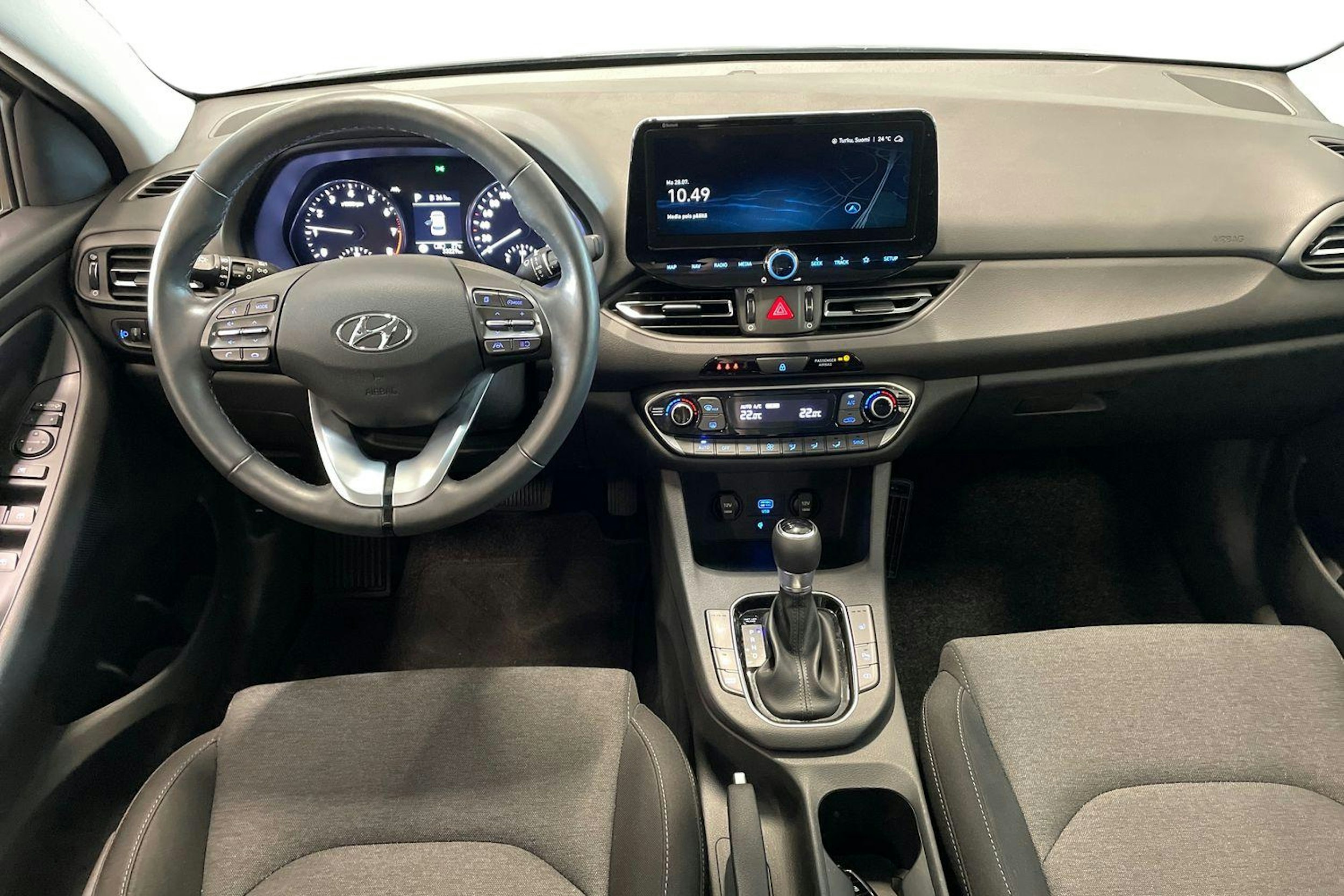harmaa Hyundai i30 Wagon 2021 kuva 9.