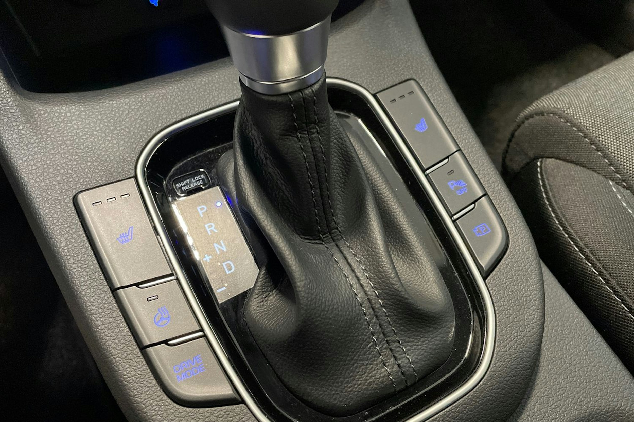 harmaa Hyundai i30 Wagon 2021 kuva 20.