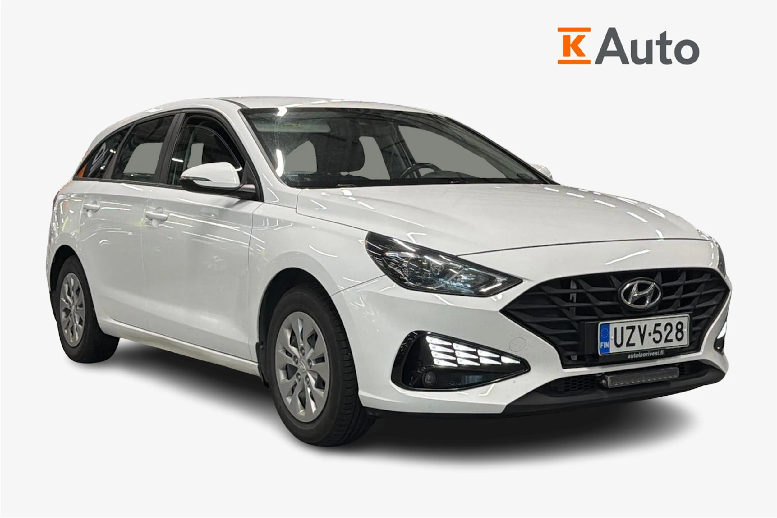 valkoinen Hyundai i30 Wagon 2021 kuva 1.
