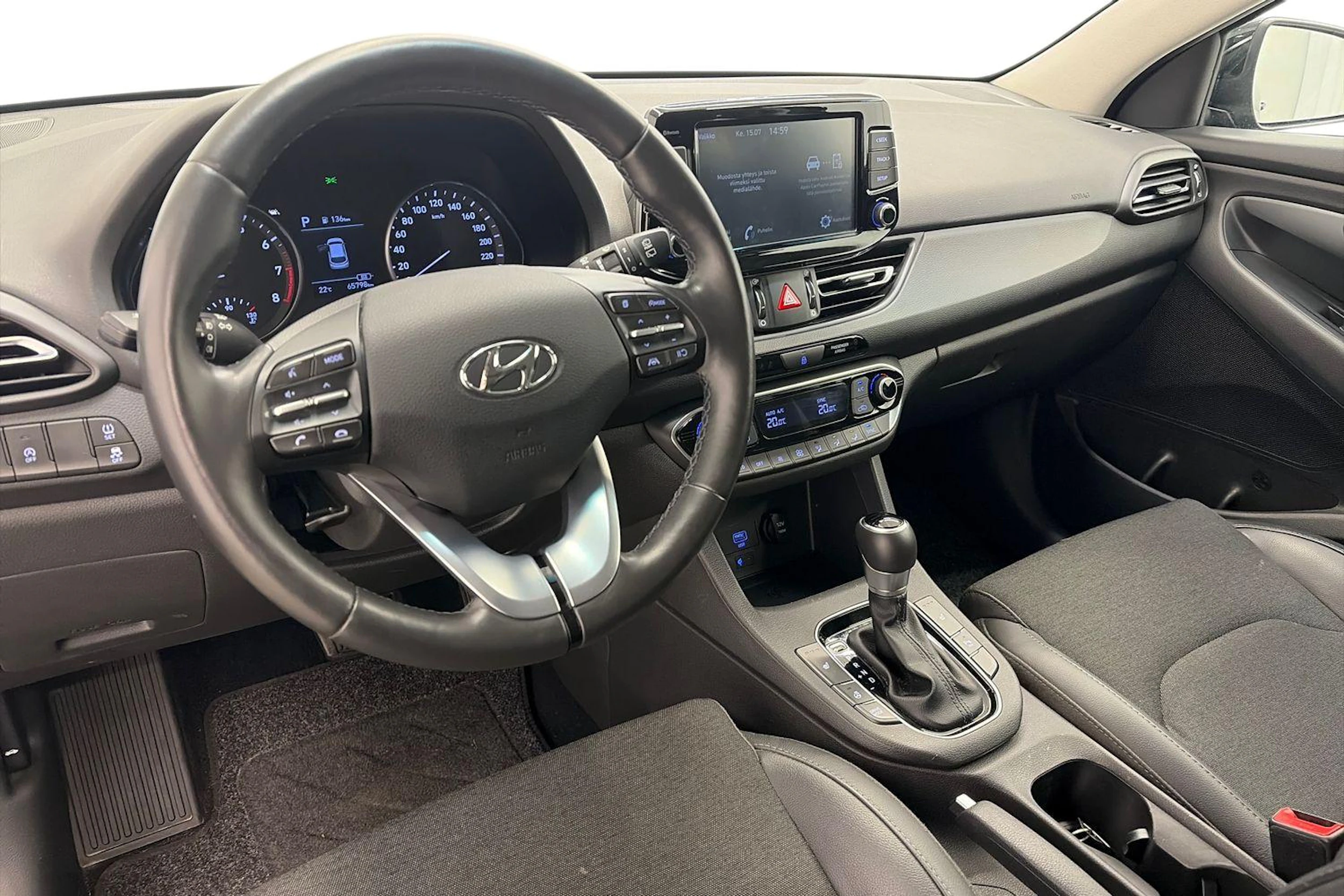 musta Hyundai i30 Wagon 2022 kuva 6.